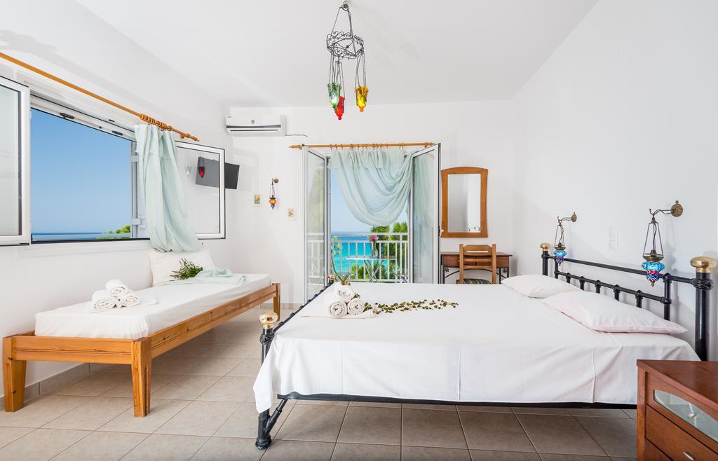 Tassos & Marios Apartments II Alykanas  Pokoj fotografie