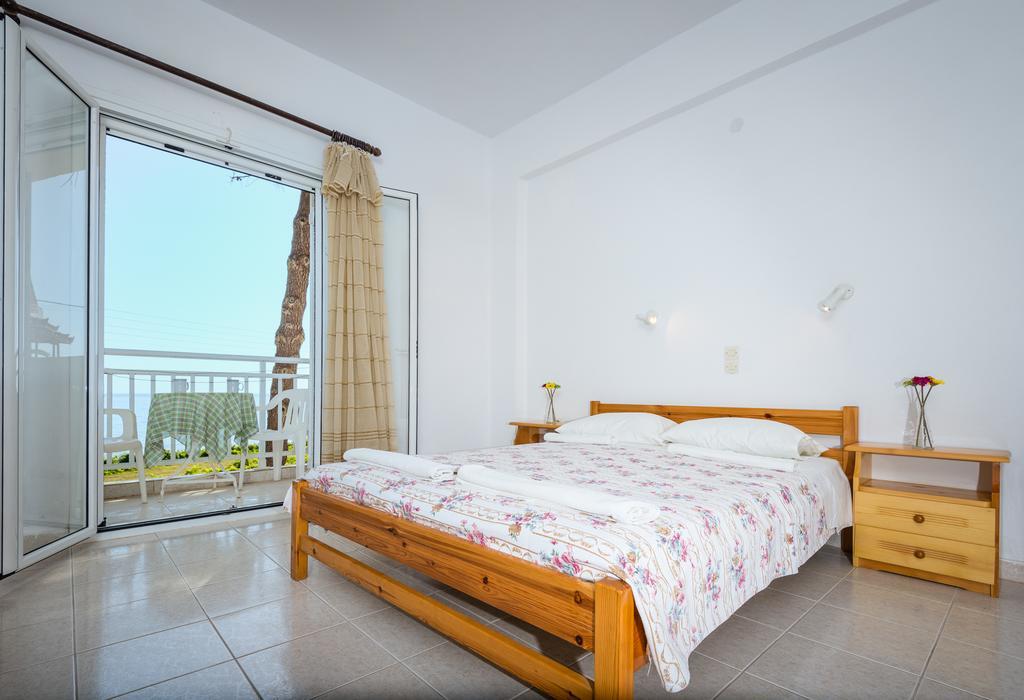 Tassos & Marios Apartments II Alykanas  Pokoj fotografie